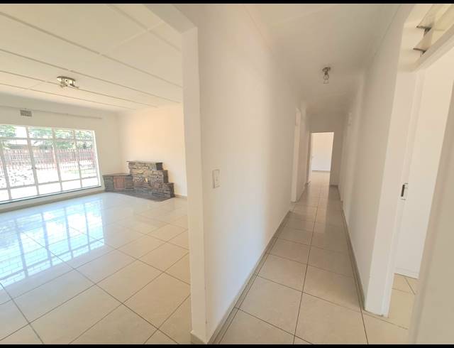 3 BEDROOM HOUSE TO LET IN ARCON PARK